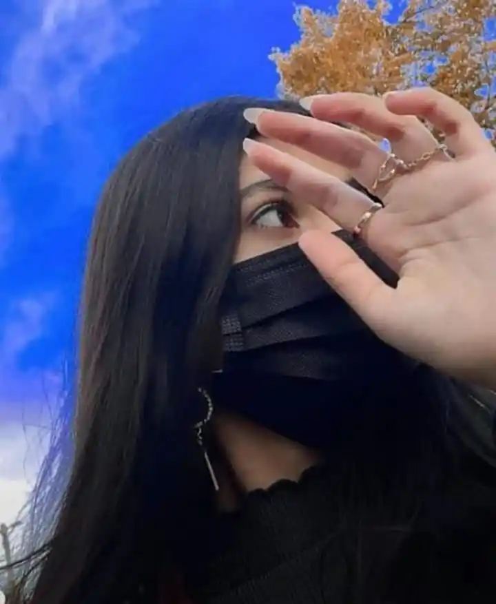 real simple girl image,Real simple girl image wallpaper,Real simple girl image download,Beautiful girl Pic Simple,Real simple girl image indian