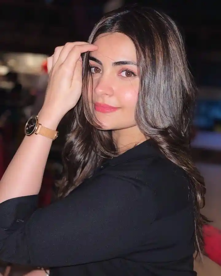 real simple girl image,Real simple girl image wallpaper,Real simple girl image download,Beautiful girl Pic Simple,Real simple girl image indian