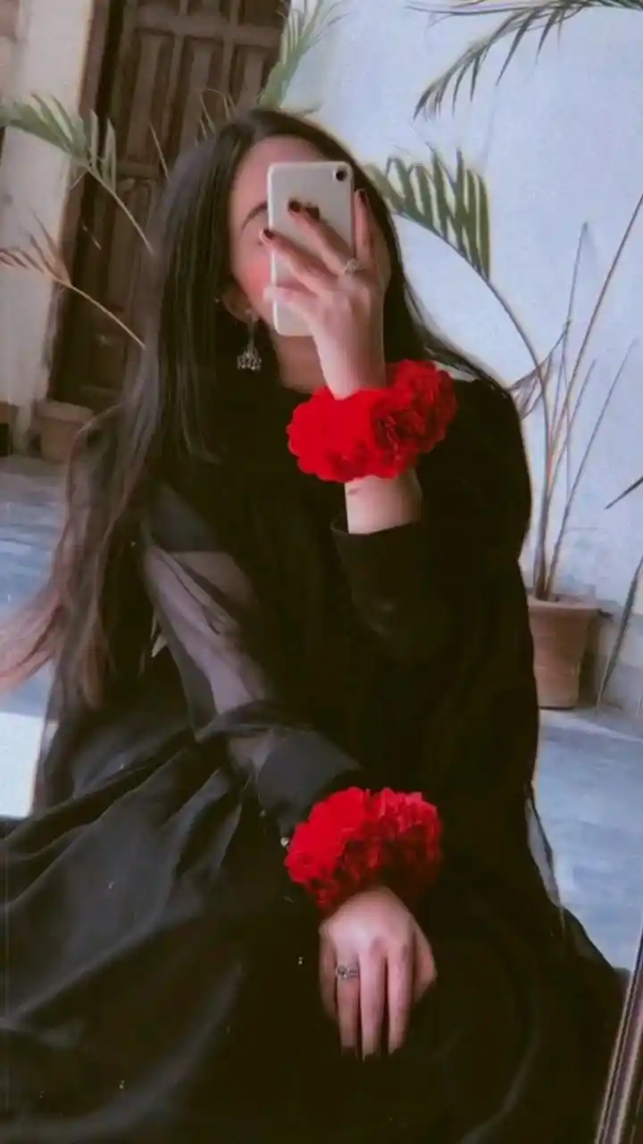 real simple girl image,Real simple girl image wallpaper,Real simple girl image download,Beautiful girl Pic Simple,Real simple girl image indian