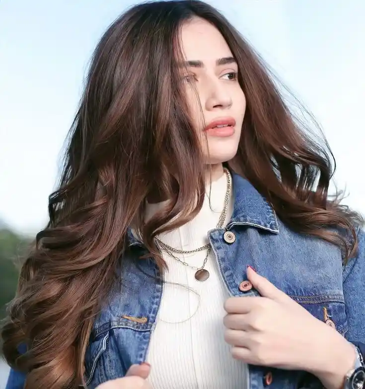 real simple girl image,Real simple girl image wallpaper,Real simple girl image download,Beautiful girl Pic Simple,Real simple girl image indian