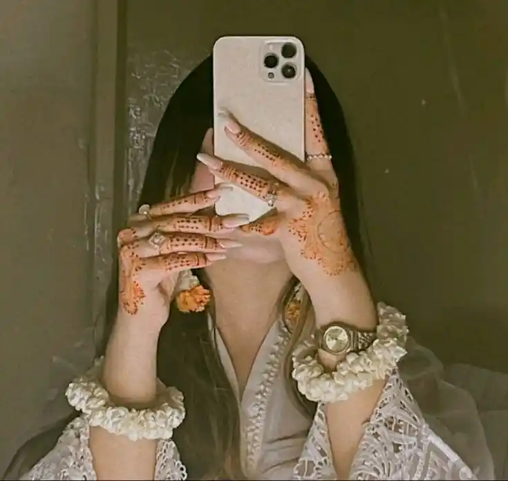 real simple girl image,Real simple girl image wallpaper,Real simple girl image download,Beautiful girl Pic Simple,Real simple girl image indian