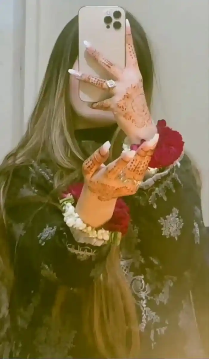 real simple girl image,Real simple girl image wallpaper,Real simple girl image download,Beautiful girl Pic Simple,Real simple girl image indian