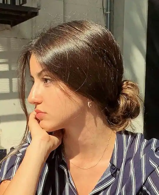 real simple girl image,Real simple girl image wallpaper,Real simple girl image download,Beautiful girl Pic Simple,Real simple girl image indian