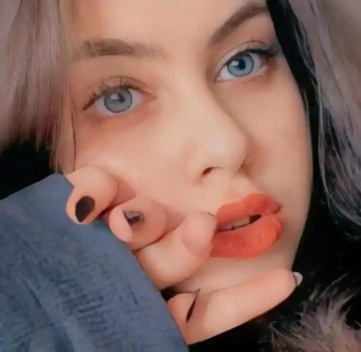 real simple girl image,Real simple girl image wallpaper,Real simple girl image download,Beautiful girl Pic Simple,Real simple girl image indian