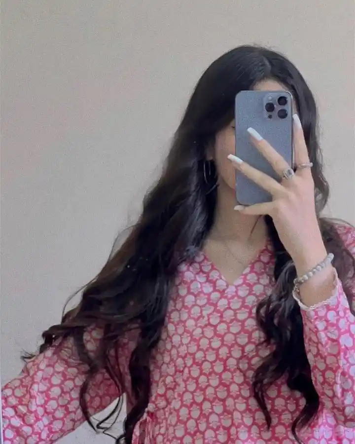 real simple girl image,Real simple girl image wallpaper,Real simple girl image download,Beautiful girl Pic Simple,Real simple girl image indian