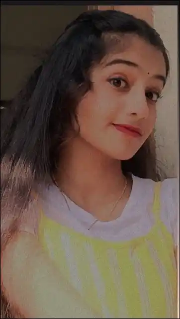 real simple girl image,Real simple girl image wallpaper,Real simple girl image download,Beautiful girl Pic Simple,Real simple girl image indian