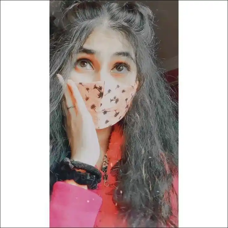 real simple girl image,Real simple girl image wallpaper,Real simple girl image download,Beautiful girl Pic Simple,Real simple girl image indian