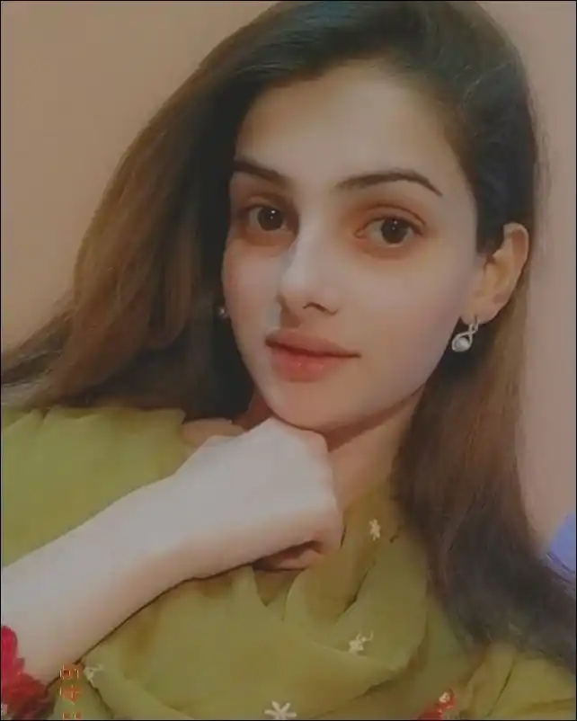 real simple girl image,Real simple girl image wallpaper,Real simple girl image download,Beautiful girl Pic Simple,Real simple girl image indian