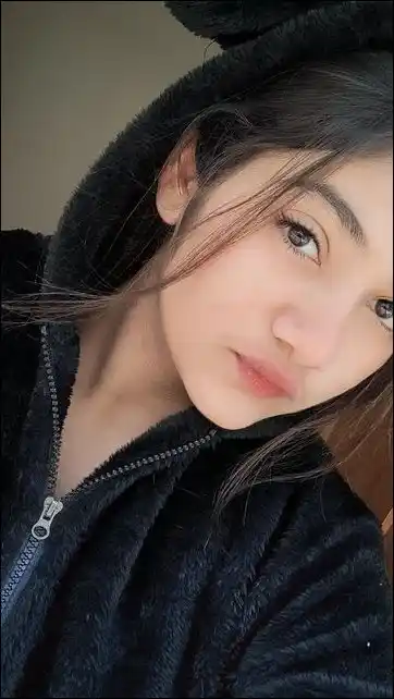 real simple girl image,Real simple girl image wallpaper,Real simple girl image download,Beautiful girl Pic Simple,Real simple girl image indian