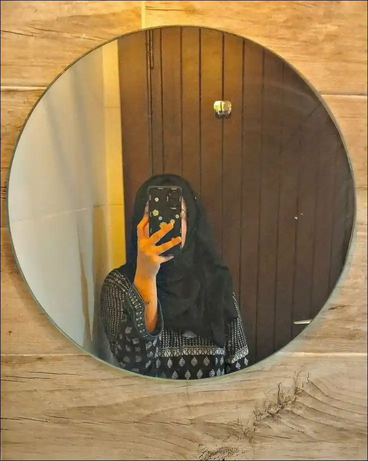 real simple girl image,Real simple girl image wallpaper,Real simple girl image download,Beautiful girl Pic Simple,Real simple girl image indian