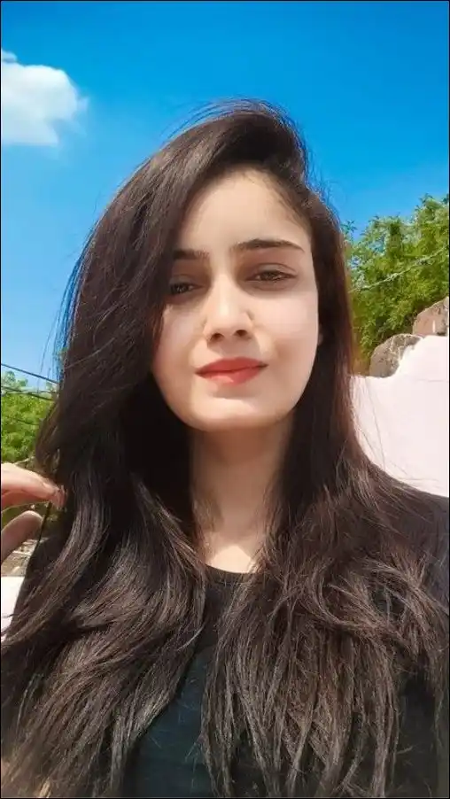 real simple girl image,Real simple girl image wallpaper,Real simple girl image download,Beautiful girl Pic Simple,Real simple girl image indian