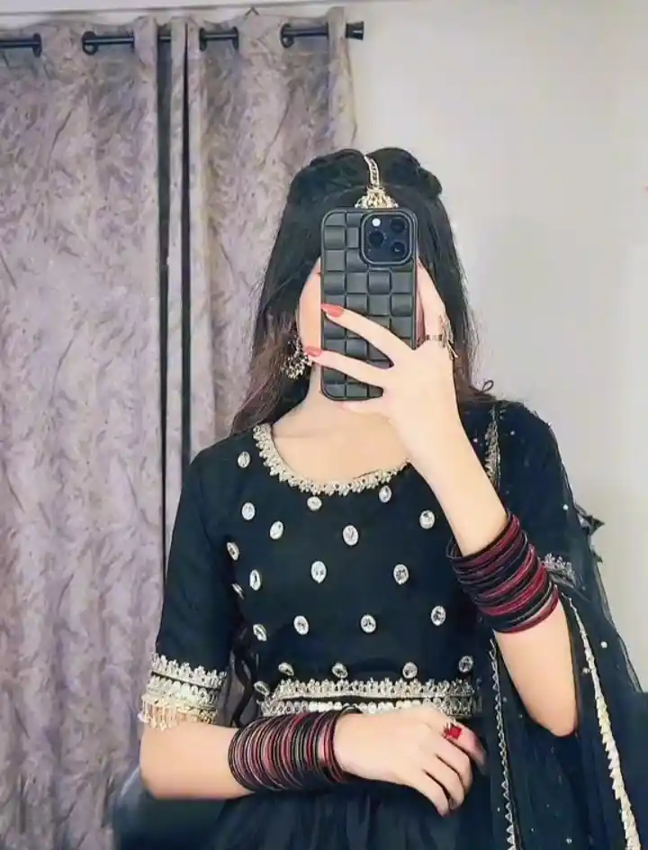 real simple girl image,Real simple girl image wallpaper,Real simple girl image download,Beautiful girl Pic Simple,Real simple girl image indian