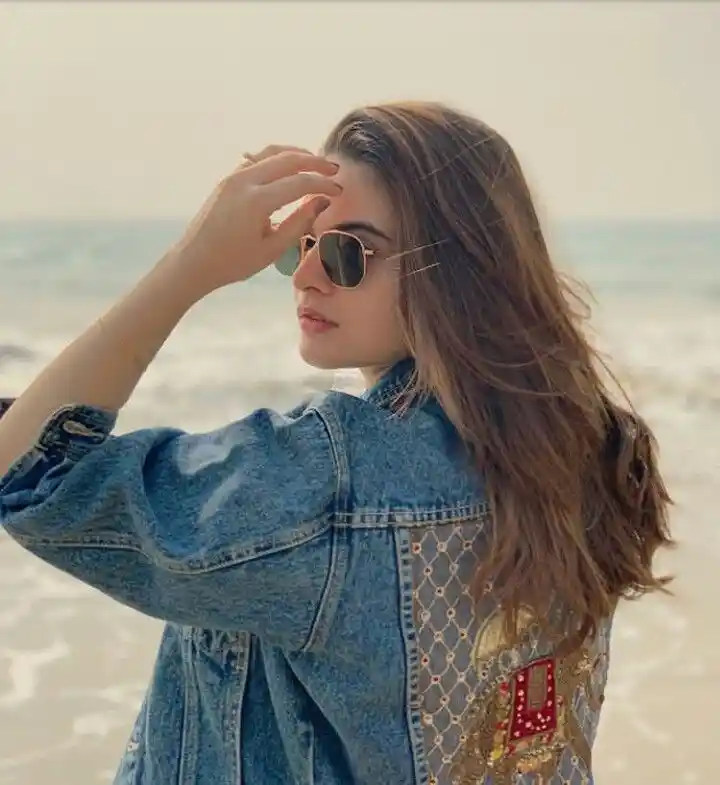 real simple girl image,Real simple girl image wallpaper,Real simple girl image download,Beautiful girl Pic Simple,Real simple girl image indian